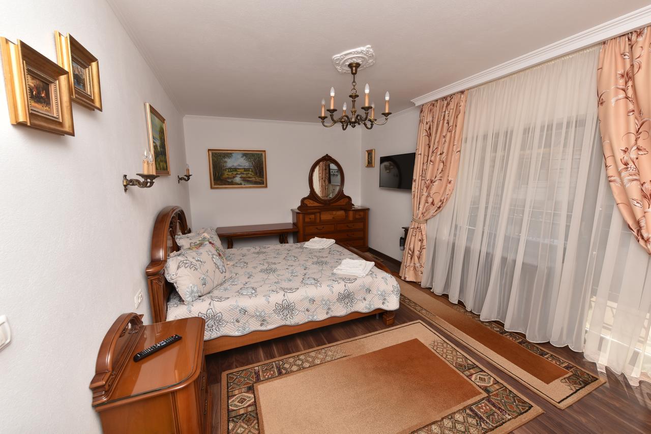 Hotel Casa Andrei Orşova Esterno foto