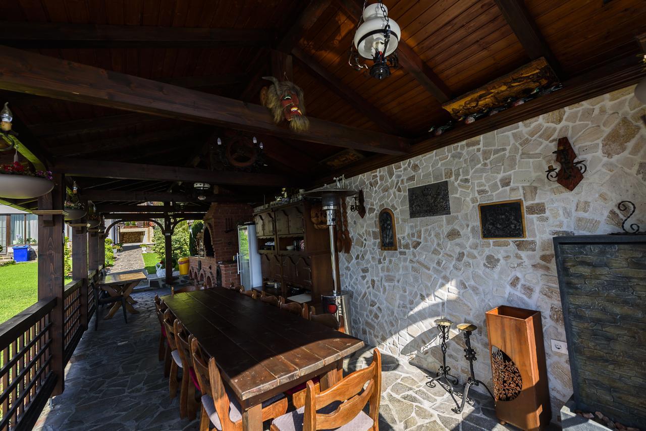 Hotel Casa Andrei Orşova Esterno foto