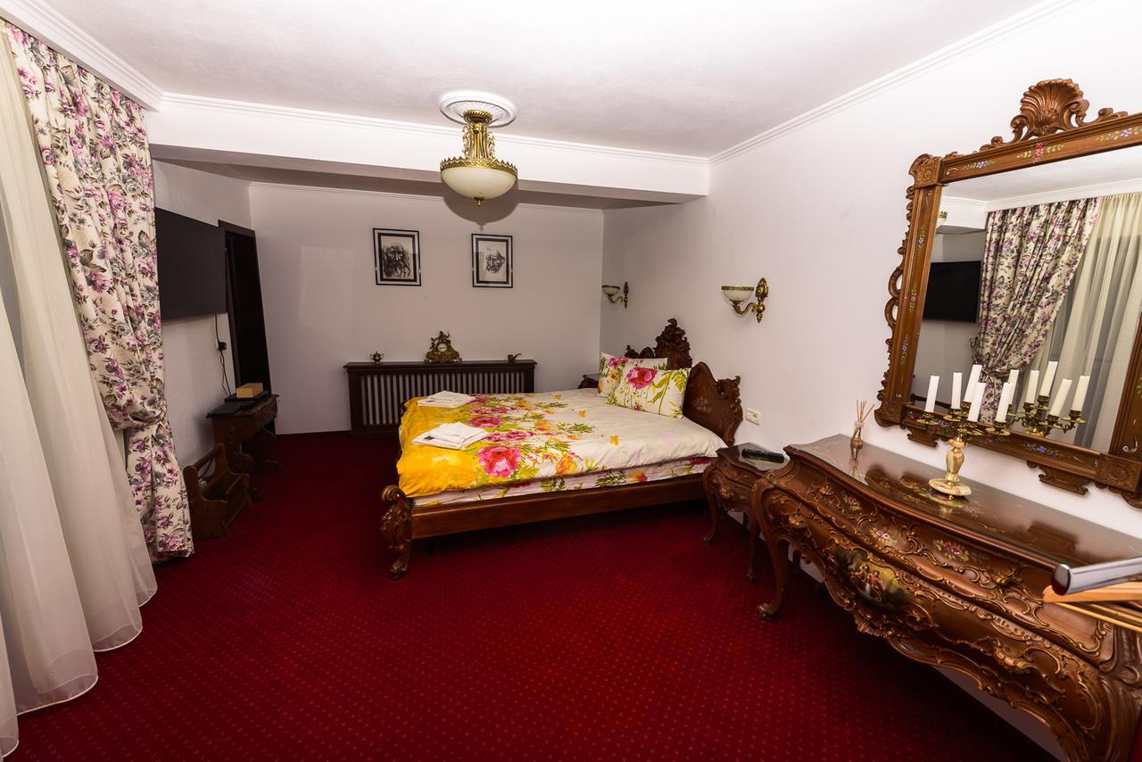 Hotel Casa Andrei Orşova Esterno foto