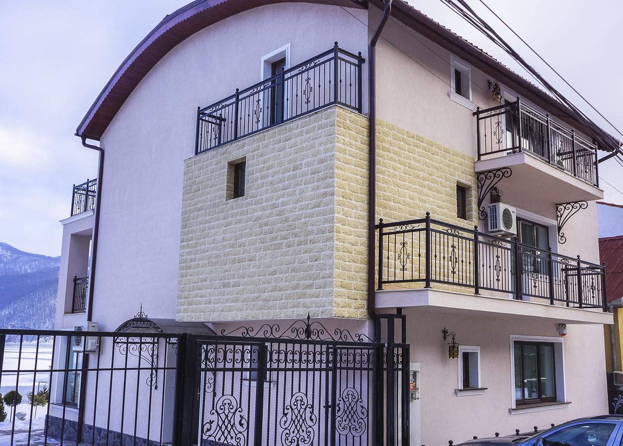 Hotel Casa Andrei Orşova Esterno foto