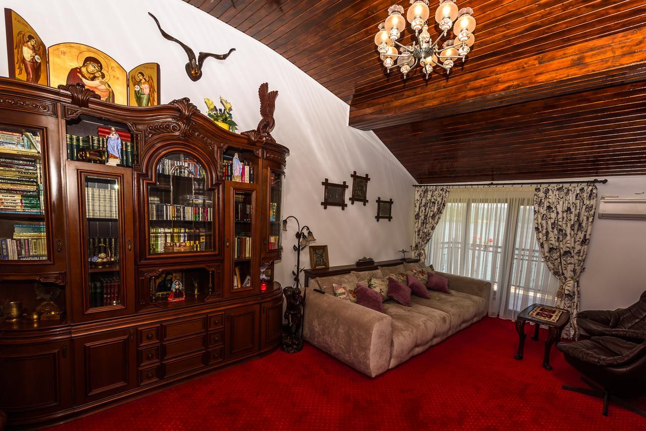 Hotel Casa Andrei Orşova Esterno foto