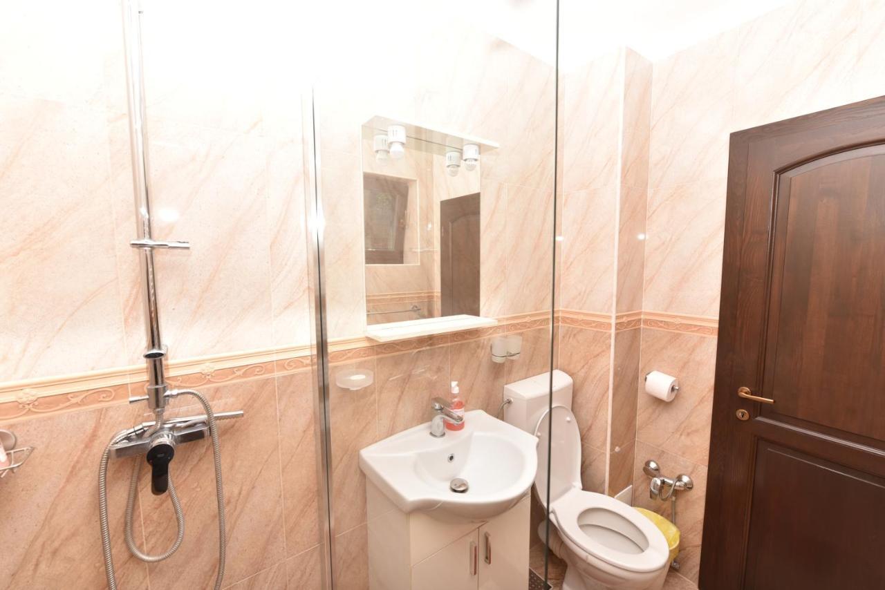 Hotel Casa Andrei Orşova Esterno foto
