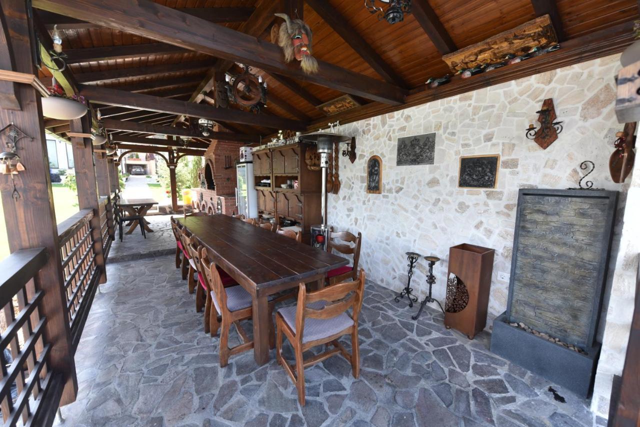Hotel Casa Andrei Orşova Esterno foto